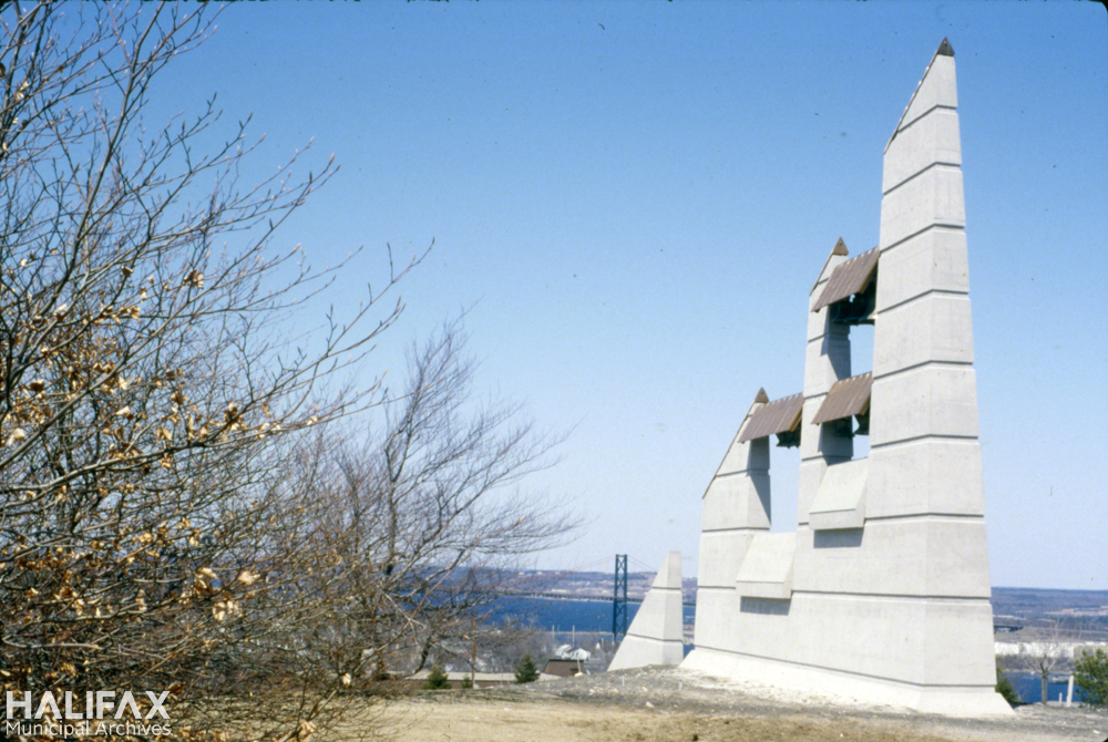 Colour photograph of a monument