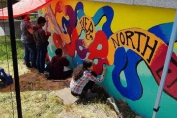 community painting mural