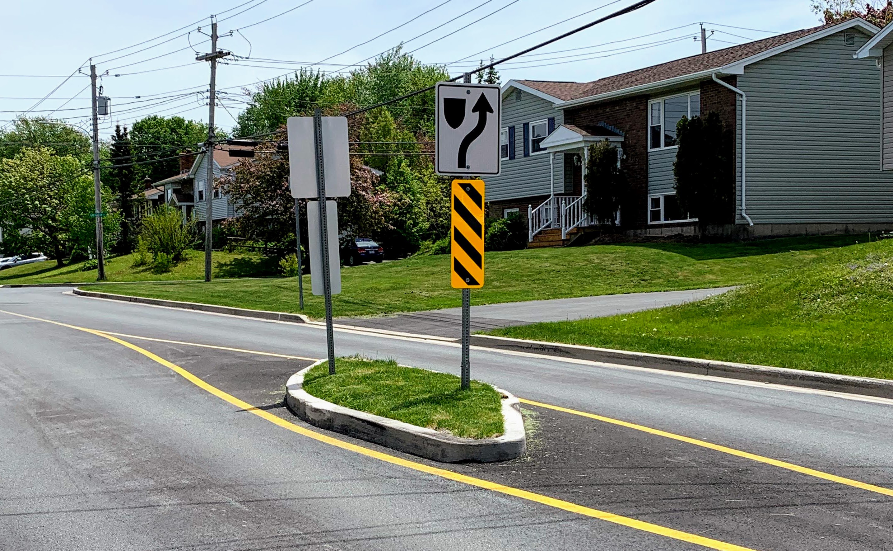 Photograph of Centre Median Islands