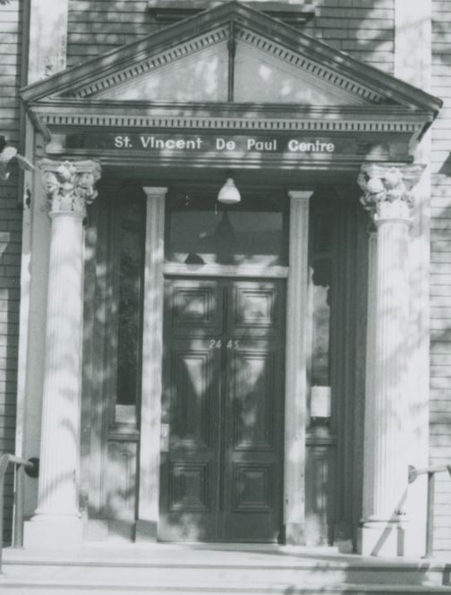 Doorway with civic number 2445