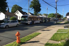 Bus on Bayers Road
